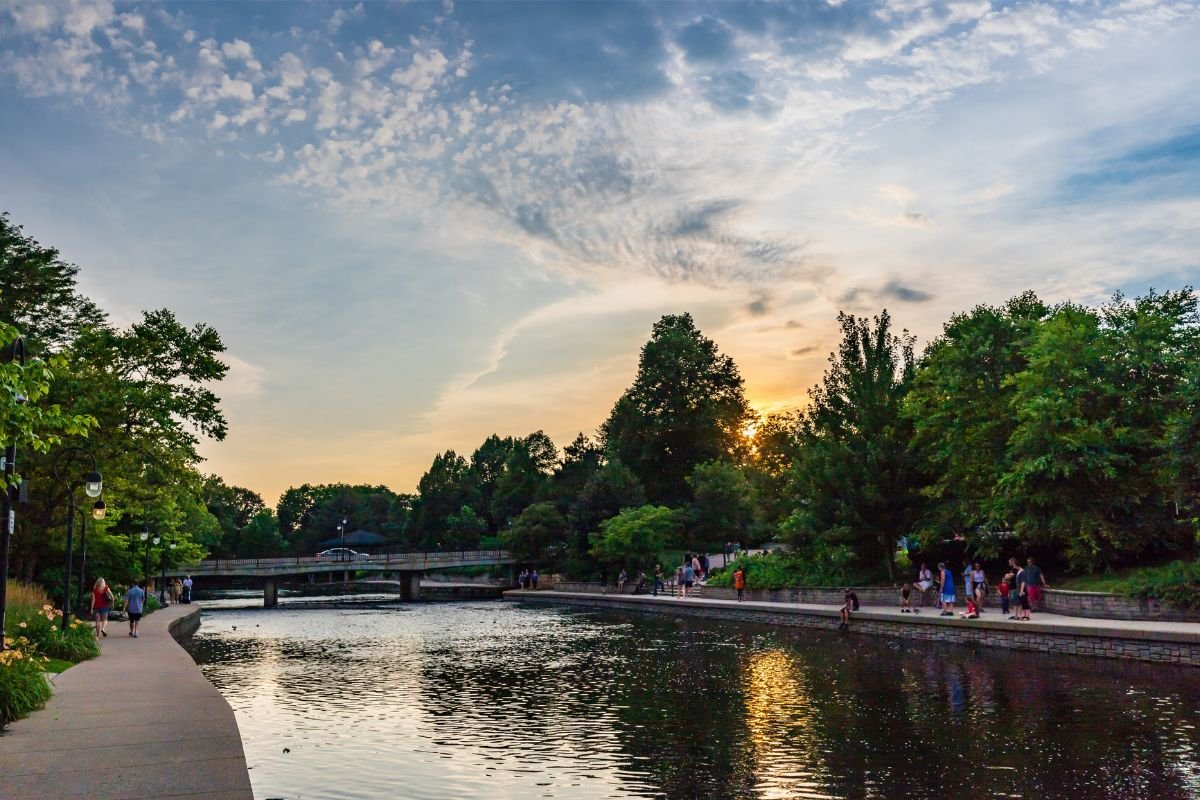 Naperville IL Downtown Riverwalk